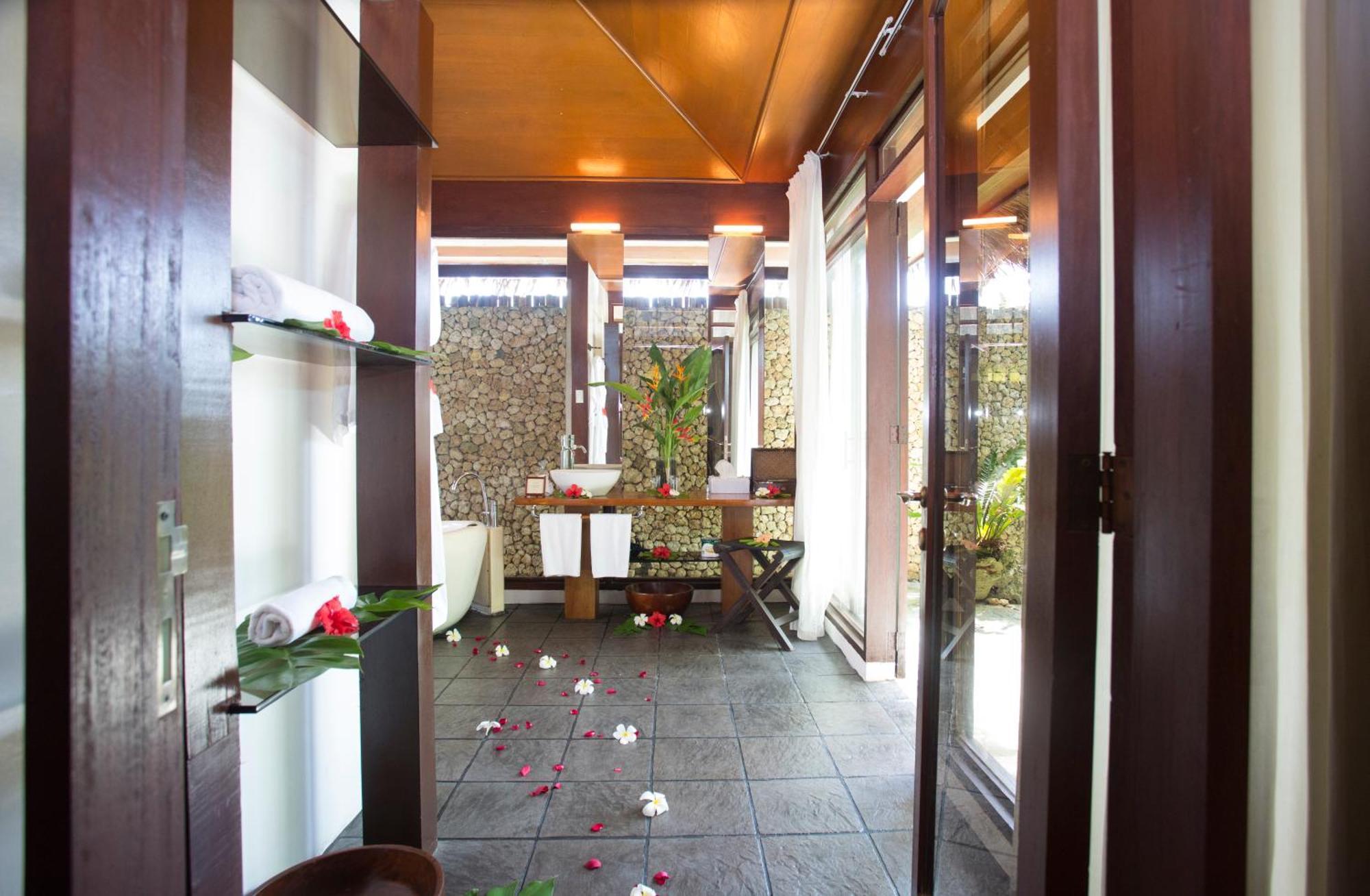 Mandala Spa & Resort Villas Manoc-Manoc 部屋 写真