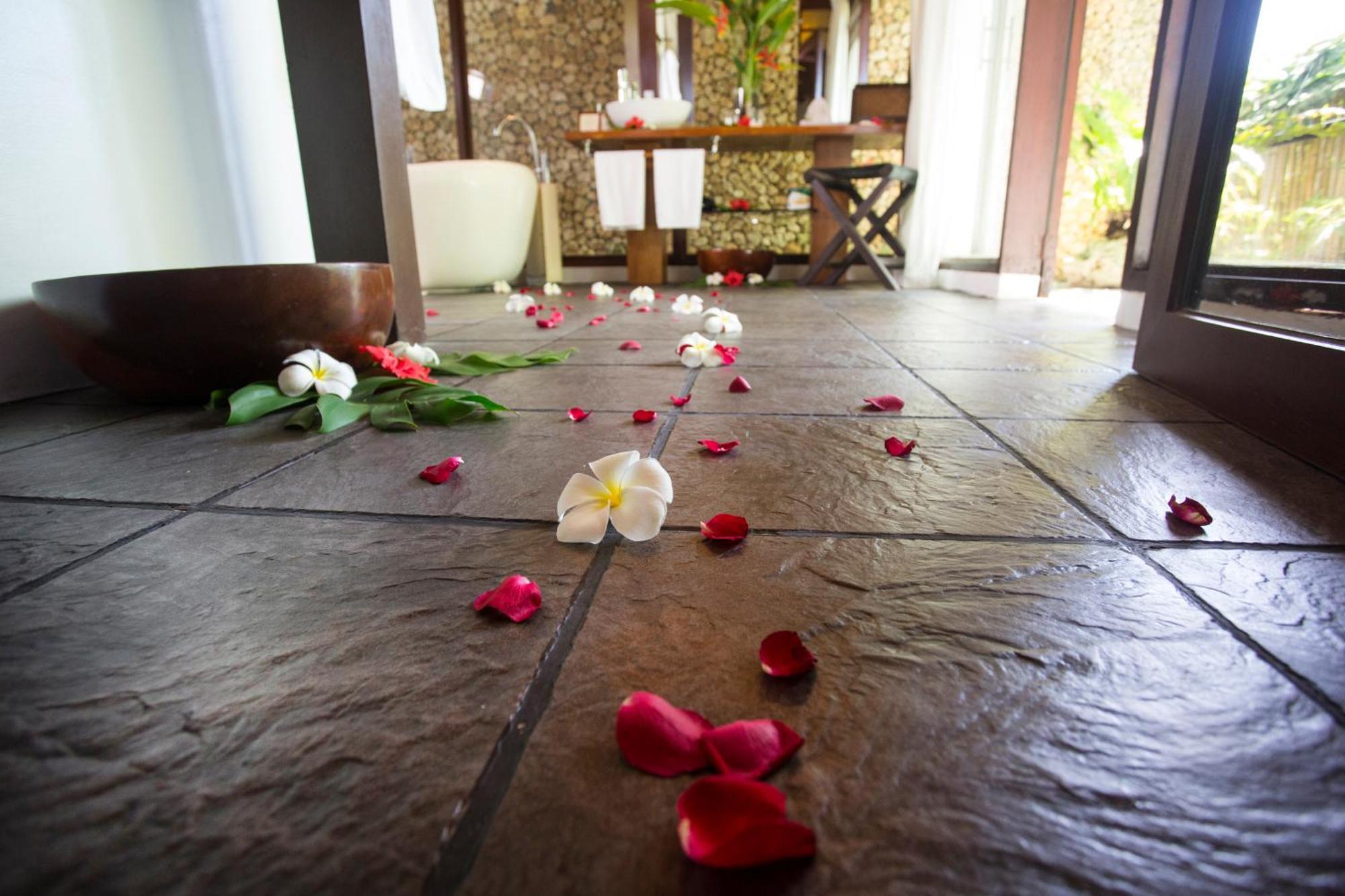 Mandala Spa & Resort Villas Manoc-Manoc 部屋 写真